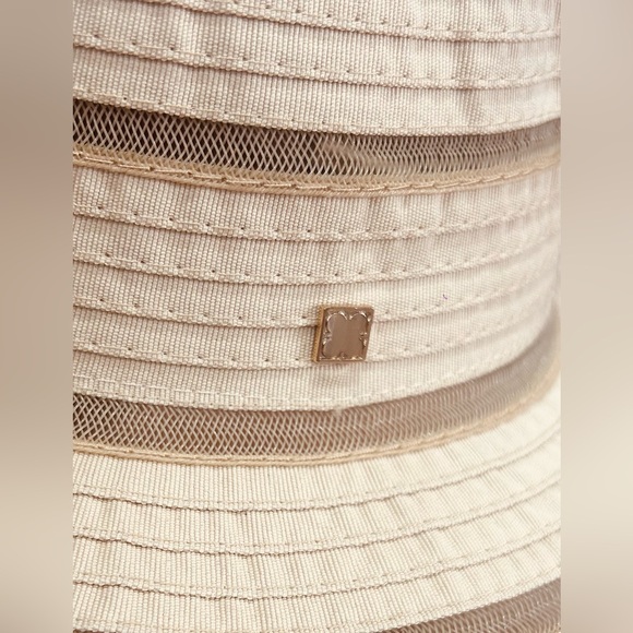 LN Liz Claiborne (One Size) Beige Wide Brim Sun Hat. - Picture 3 of 7